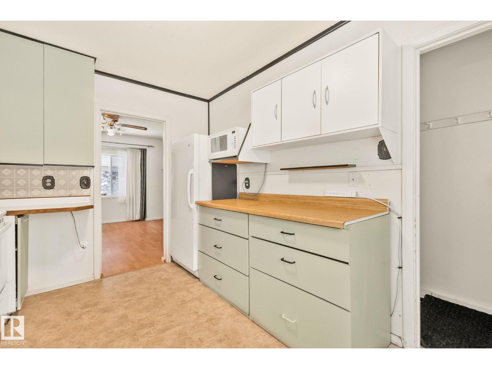 11819 59 St Nw, Edmonton, Alberta  T5W 3X8 - Photo 9 - E4467236