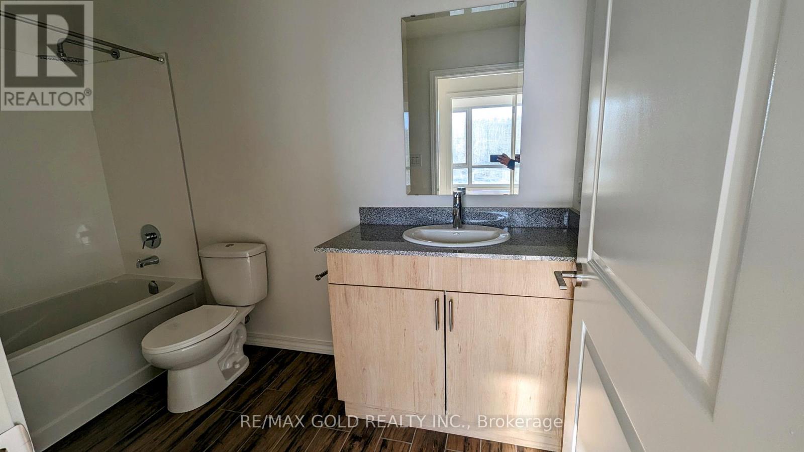 307 - 1098 Paisley Road, Guelph, Ontario N1K 0E3 - Photo 14 - X12594456