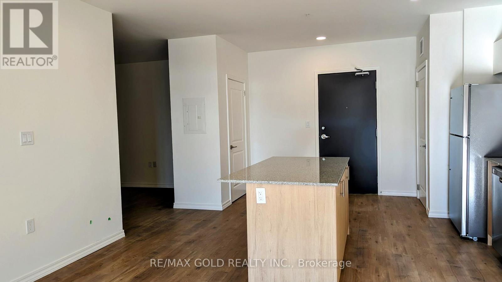 307 - 1098 Paisley Road, Guelph, Ontario N1K 0E3 - Photo 9 - X12594456