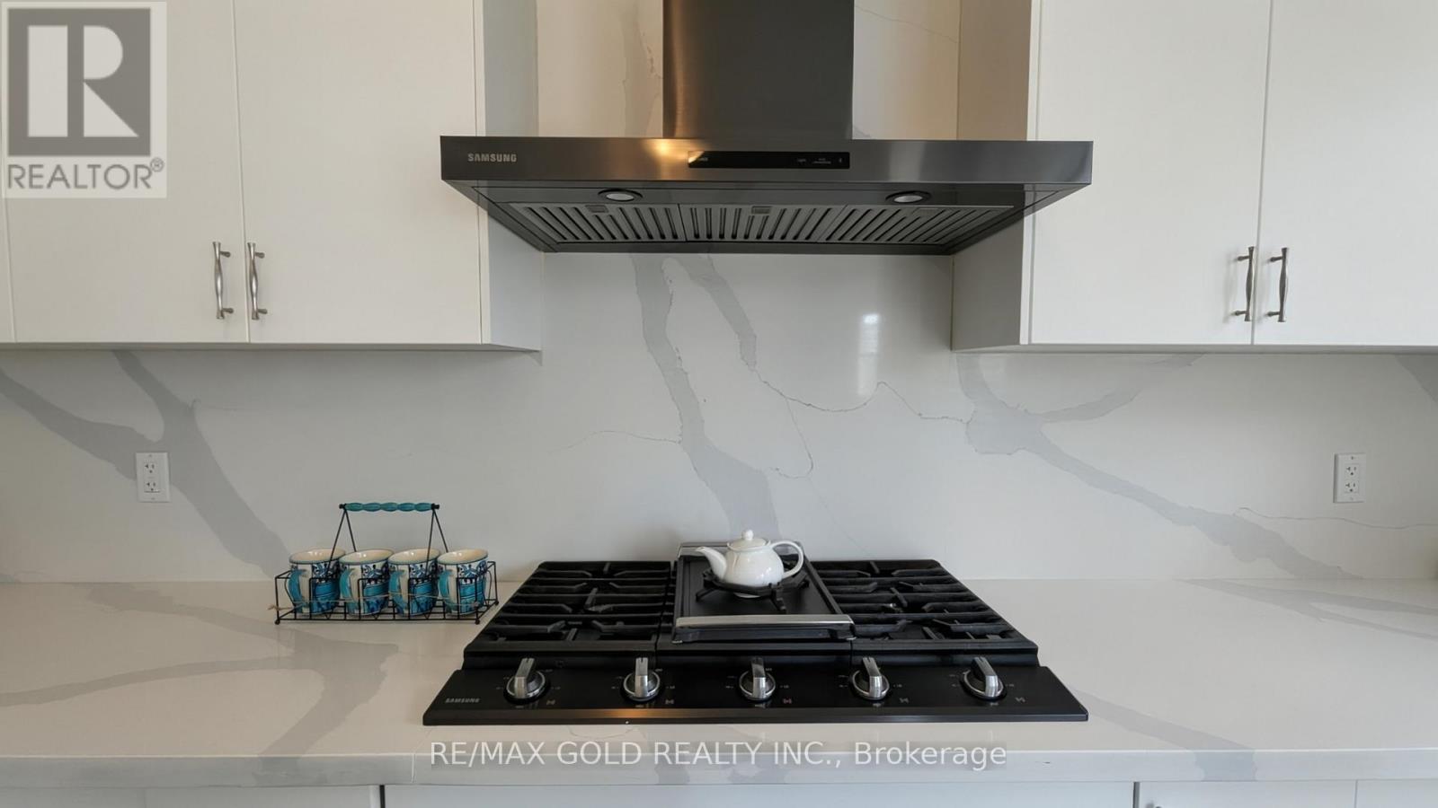 66 Granite Ridge Trail, Hamilton, Ontario L8B 1Y5 - Photo 13 - X12594474