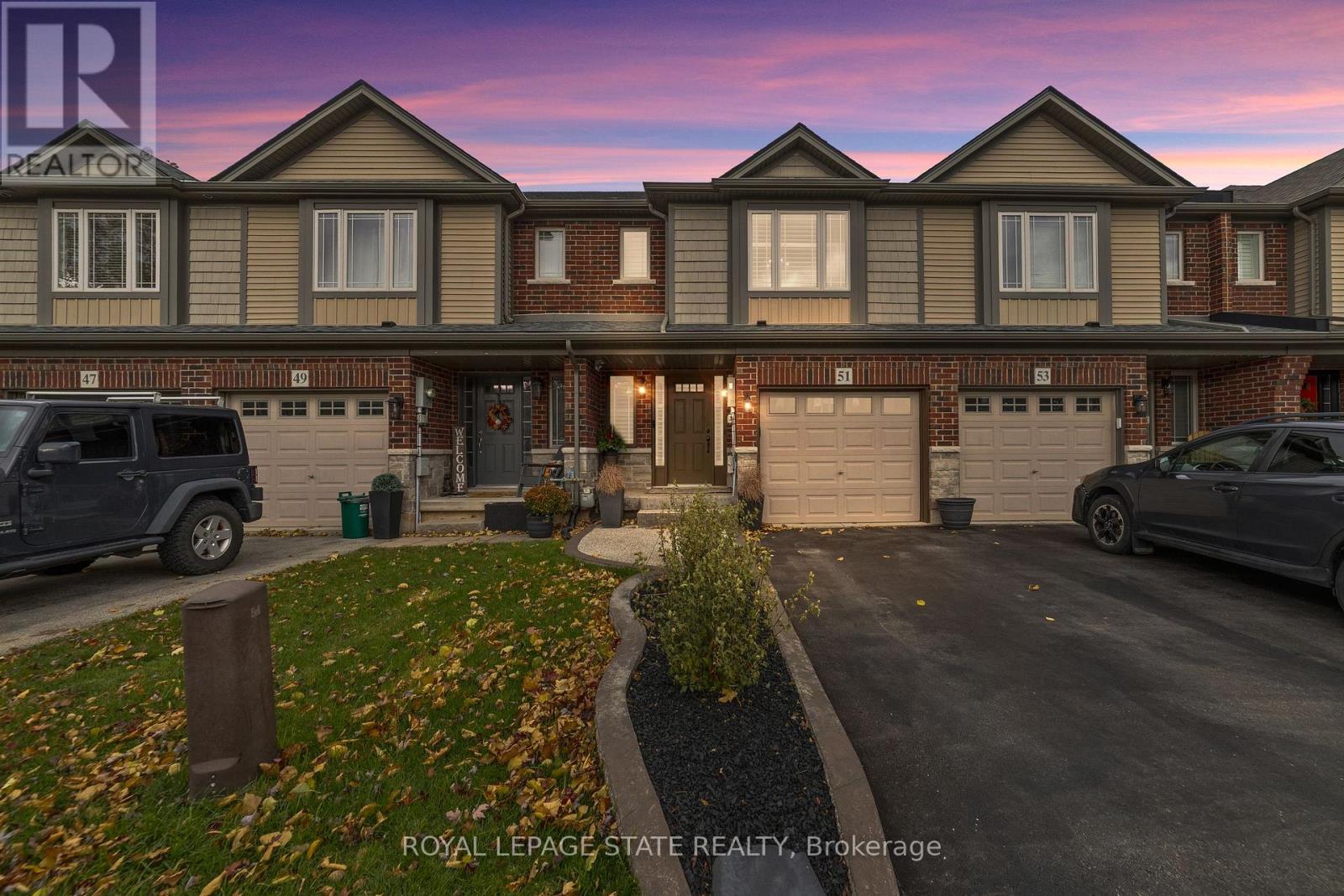 51 CEDAR STREET, Grimsby, Ontario