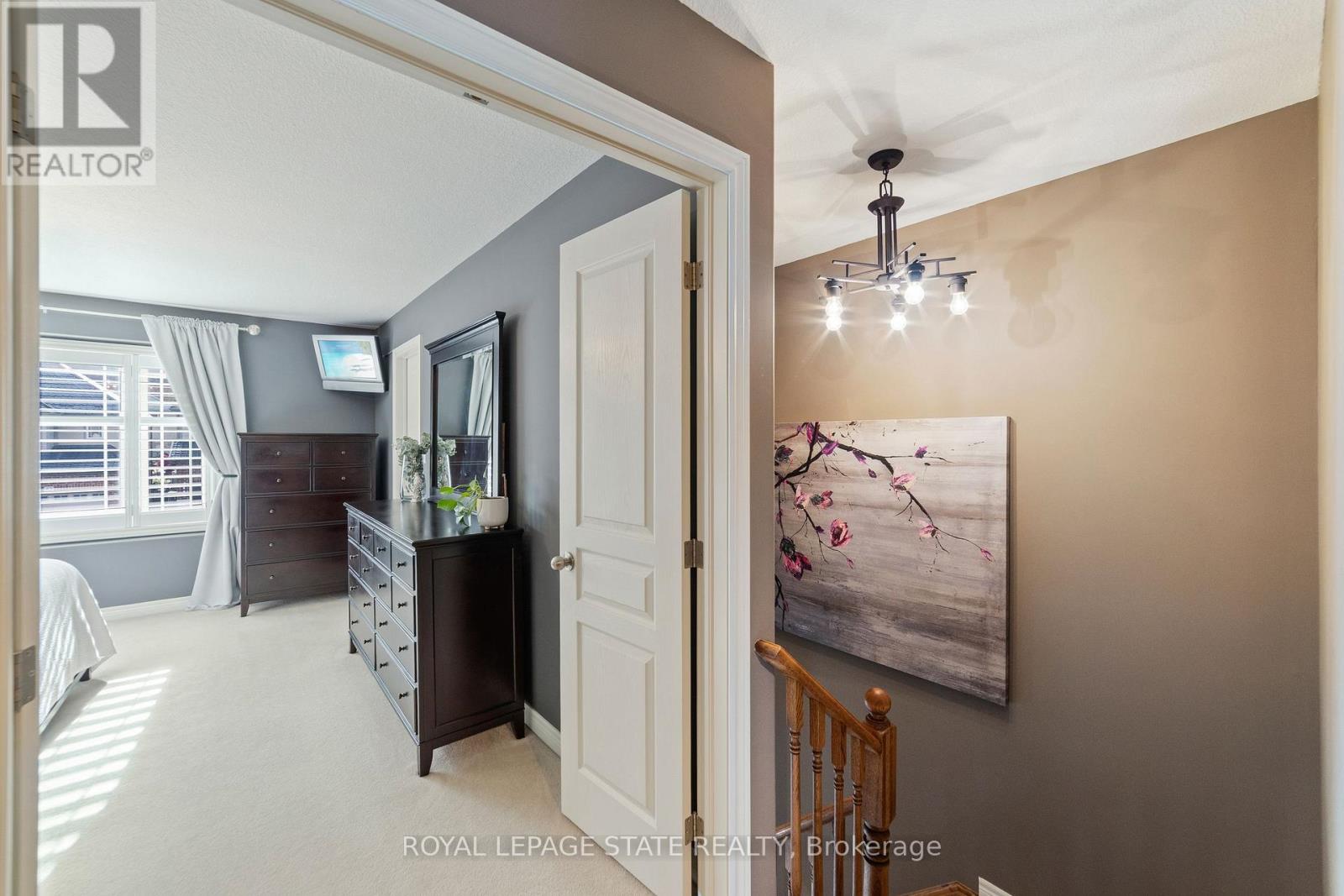 51 Cedar Street, Grimsby, Ontario L3M 0B7 - Photo 19 - X12594476