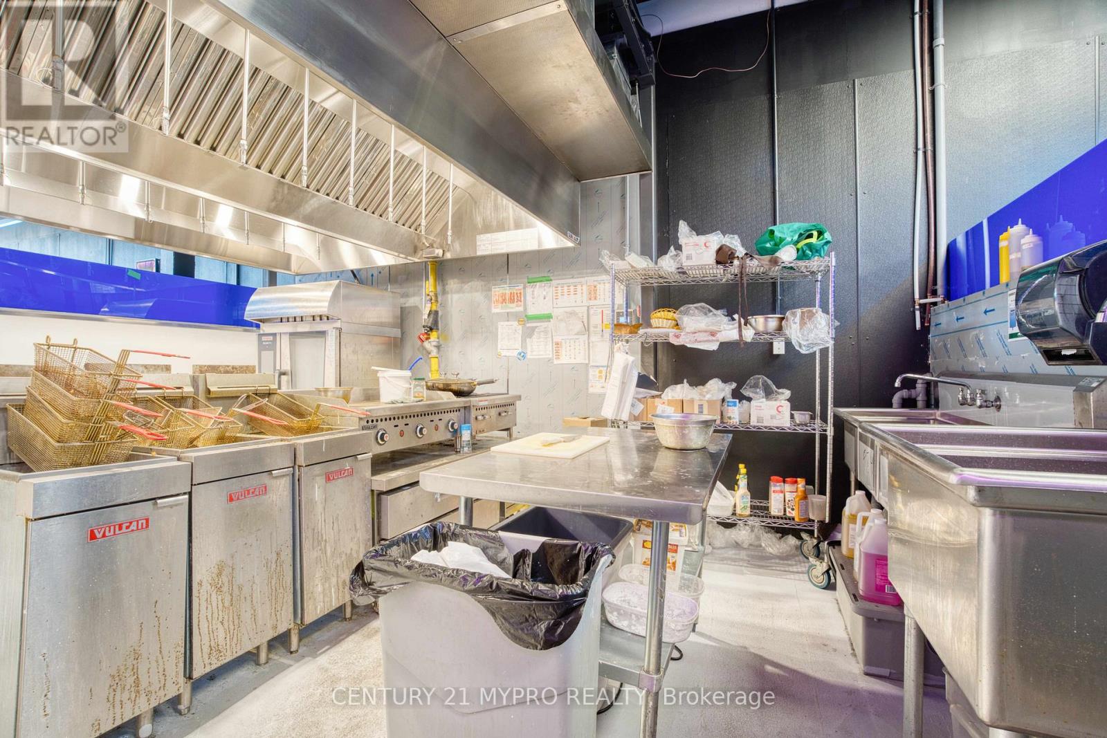 18 - 530 Oxford Street W, London North, Ontario N6H 1T6 - Photo 21 - X12594488