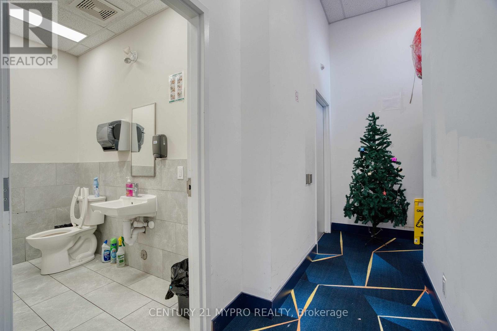 18 - 530 Oxford Street W, London North, Ontario N6H 1T6 - Photo 22 - X12594488