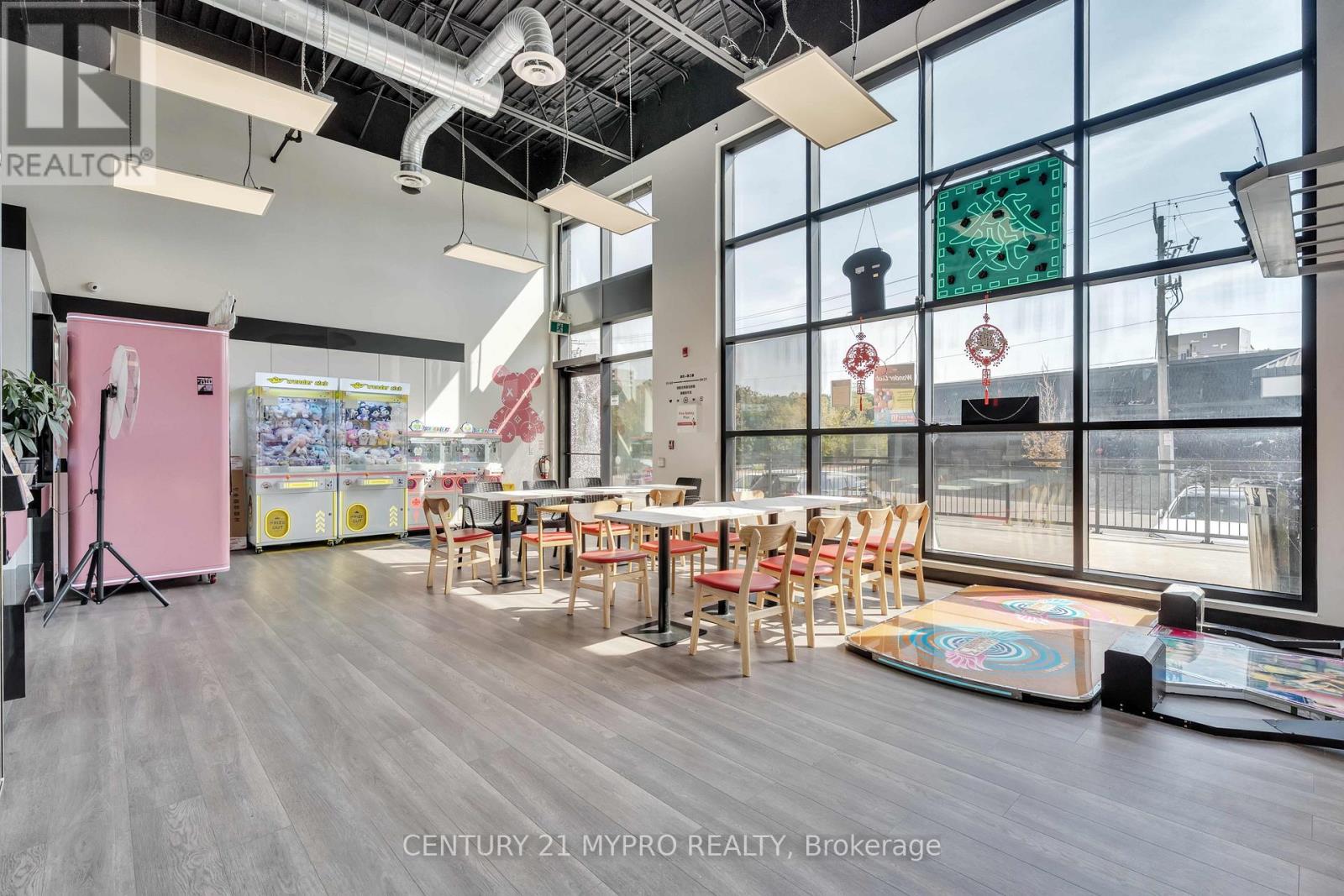 18 - 530 Oxford Street W, London North, Ontario N6H 1T6 - Photo 7 - X12594488