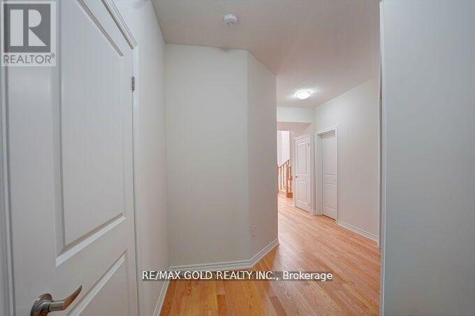 33 Gilham Way, Brant, Ontario N0E 1N0 - Photo 27 - X12594518