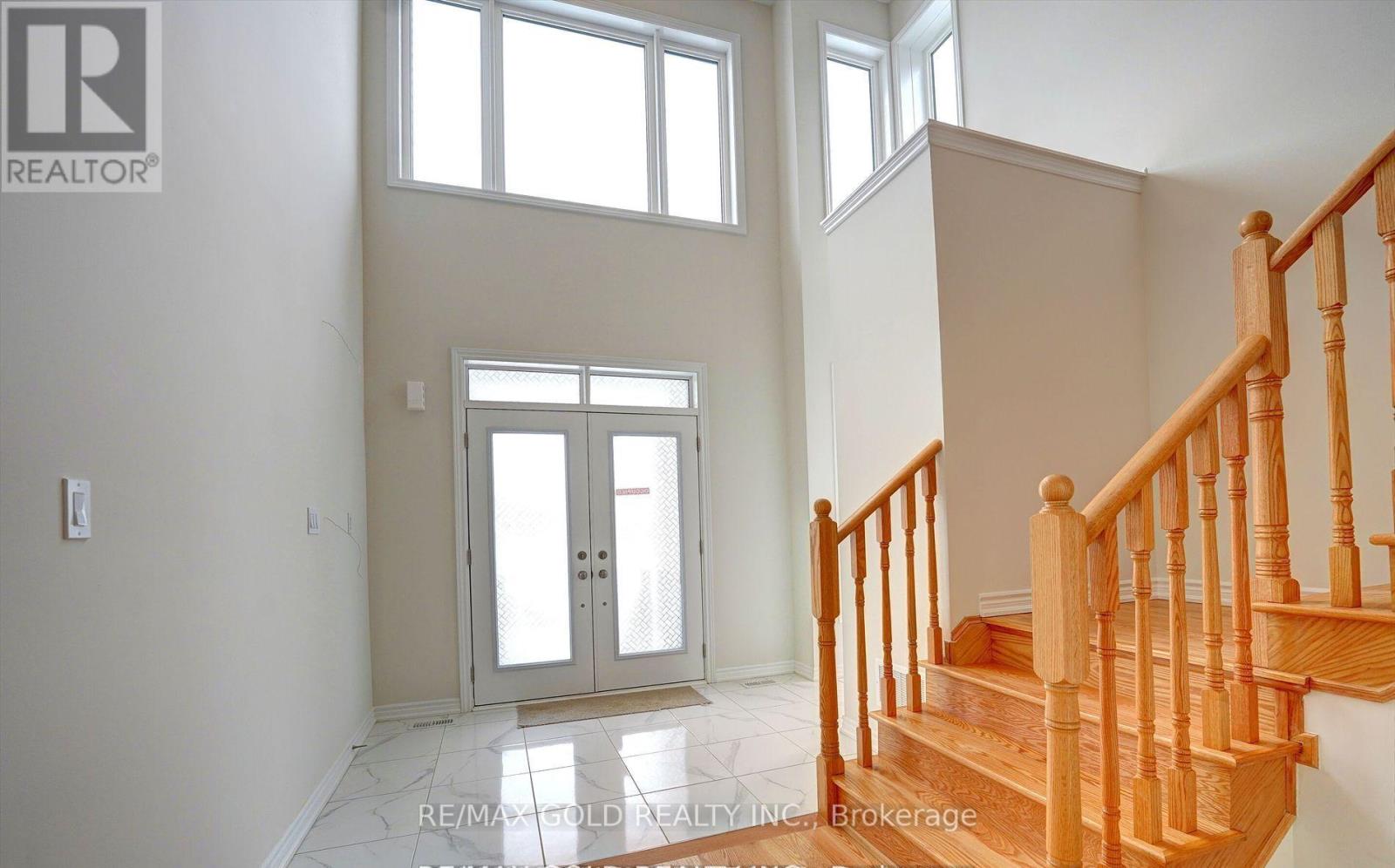 33 Gilham Way, Brant, Ontario N0E 1N0 - Photo 4 - X12594518