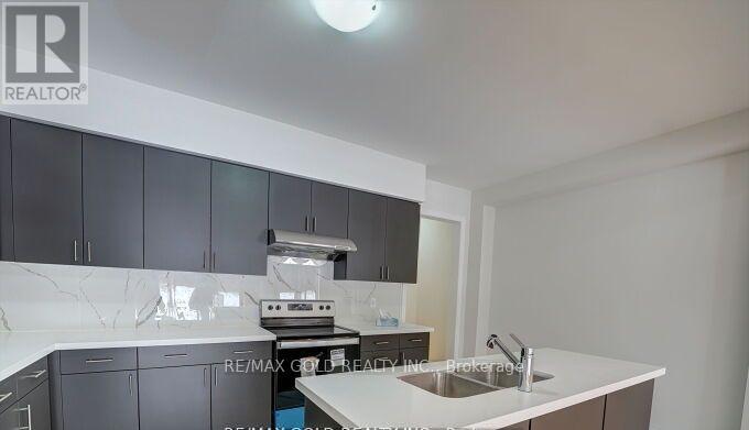 33 Gilham Way, Brant, Ontario N0E 1N0 - Photo 9 - X12594518