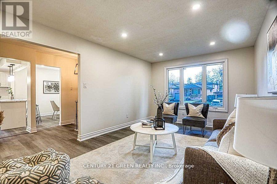 164 Gardiner Drive, Hamilton, Ontario L9C 6N4 - Photo 3 - X12594548