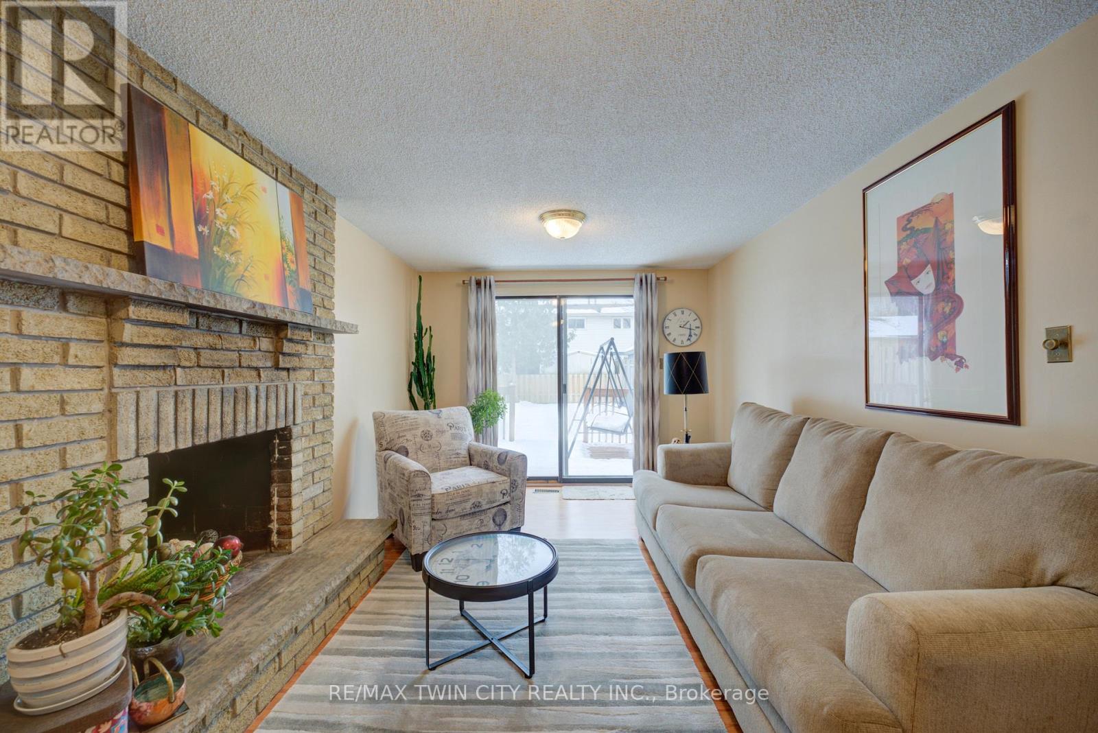 9 Max Webster Road, Brantford, Ontario N3P 1G5 - Photo 17 - X12594562