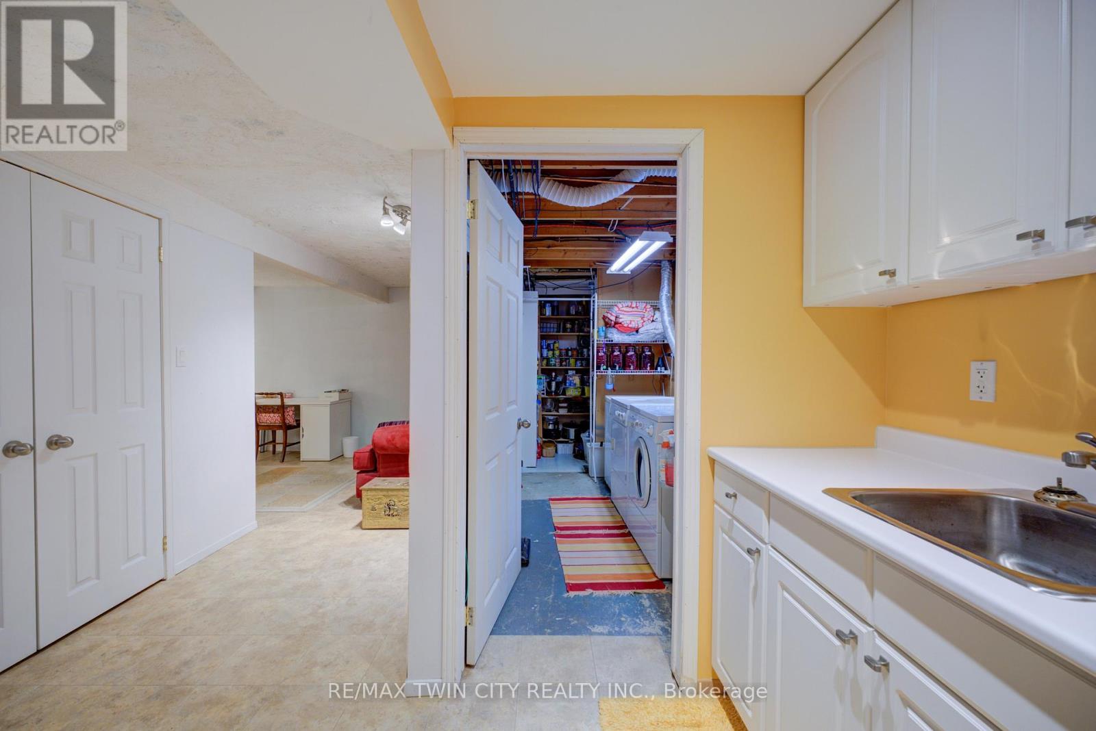 9 Max Webster Road, Brantford, Ontario N3P 1G5 - Photo 33 - X12594562