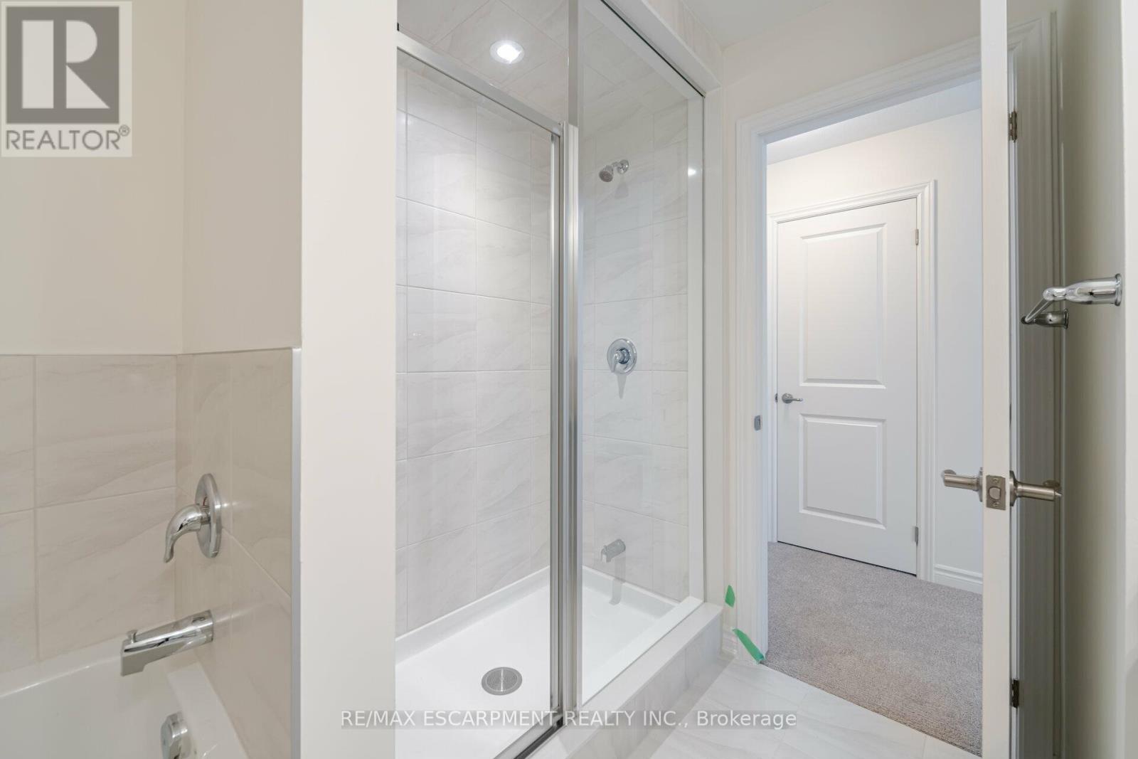 96 - 305 Garner Road W, Hamilton, Ontario L9G 3K9 - Photo 30 - X12594582