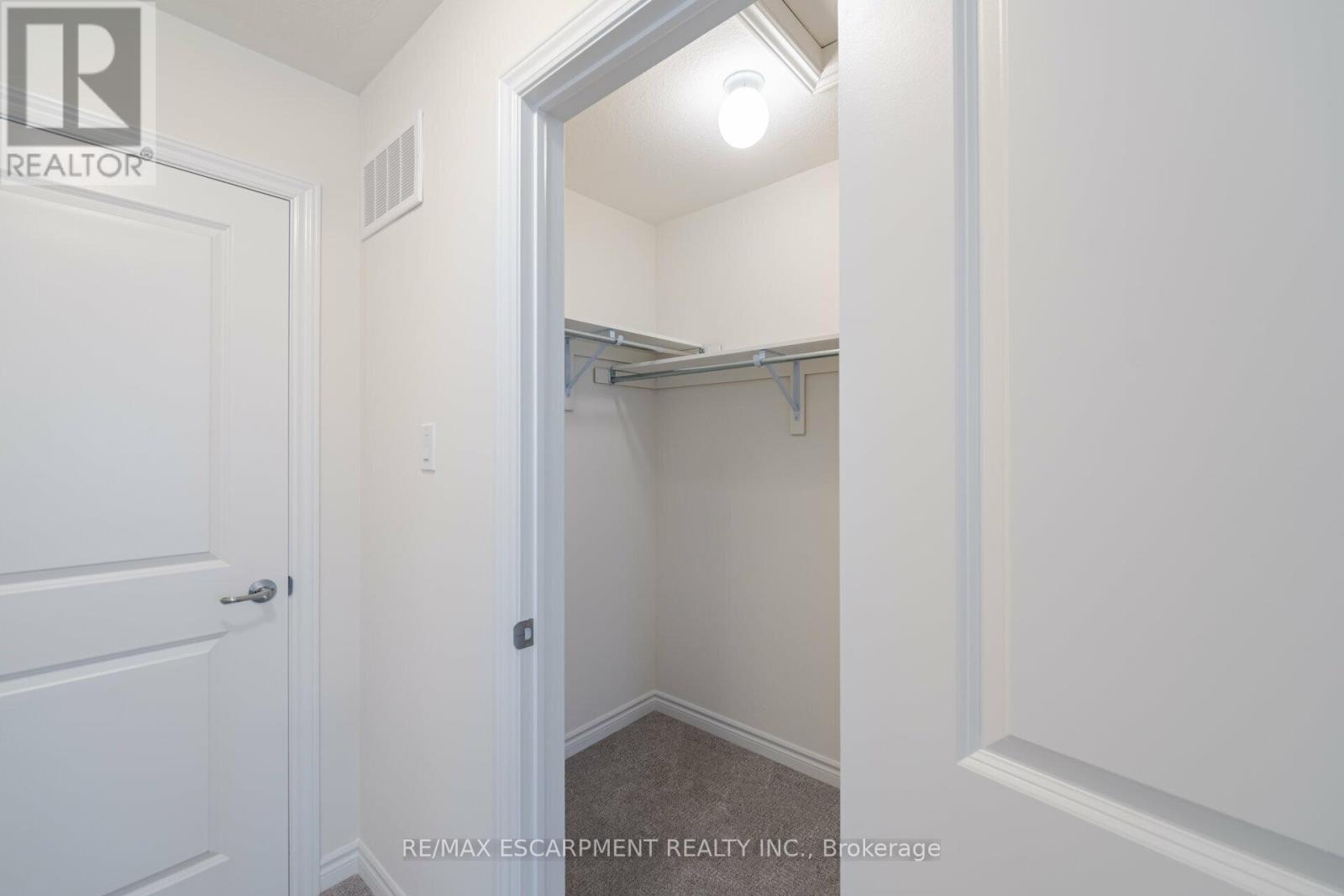 96 - 305 Garner Road W, Hamilton, Ontario L9G 3K9 - Photo 31 - X12594582