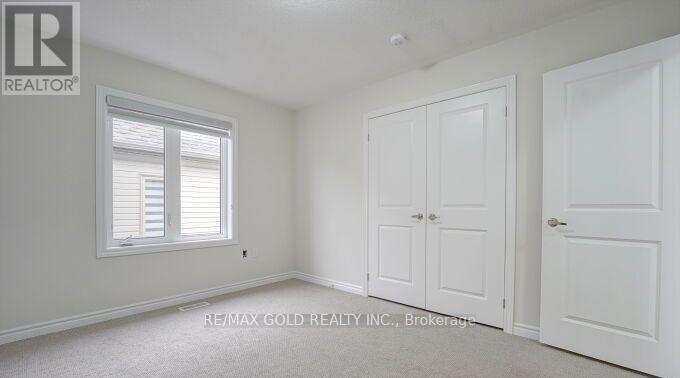 33 Gilham Way, Brant, Ontario N0E 1N0 - Photo 15 - X12594600