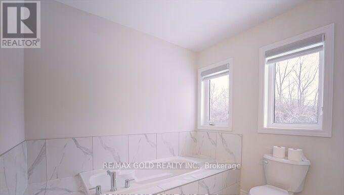 33 Gilham Way, Brant, Ontario N0E 1N0 - Photo 29 - X12594600