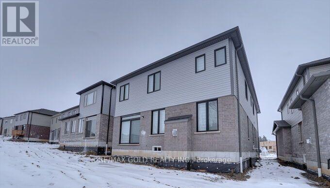 33 Gilham Way, Brant, Ontario N0E 1N0 - Photo 35 - X12594600