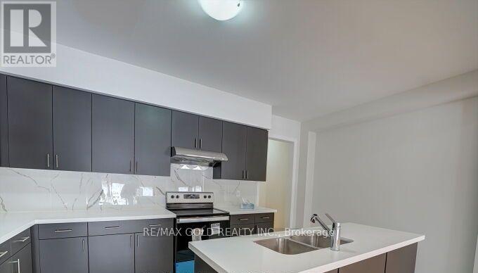 33 Gilham Way, Brant, Ontario N0E 1N0 - Photo 8 - X12594600