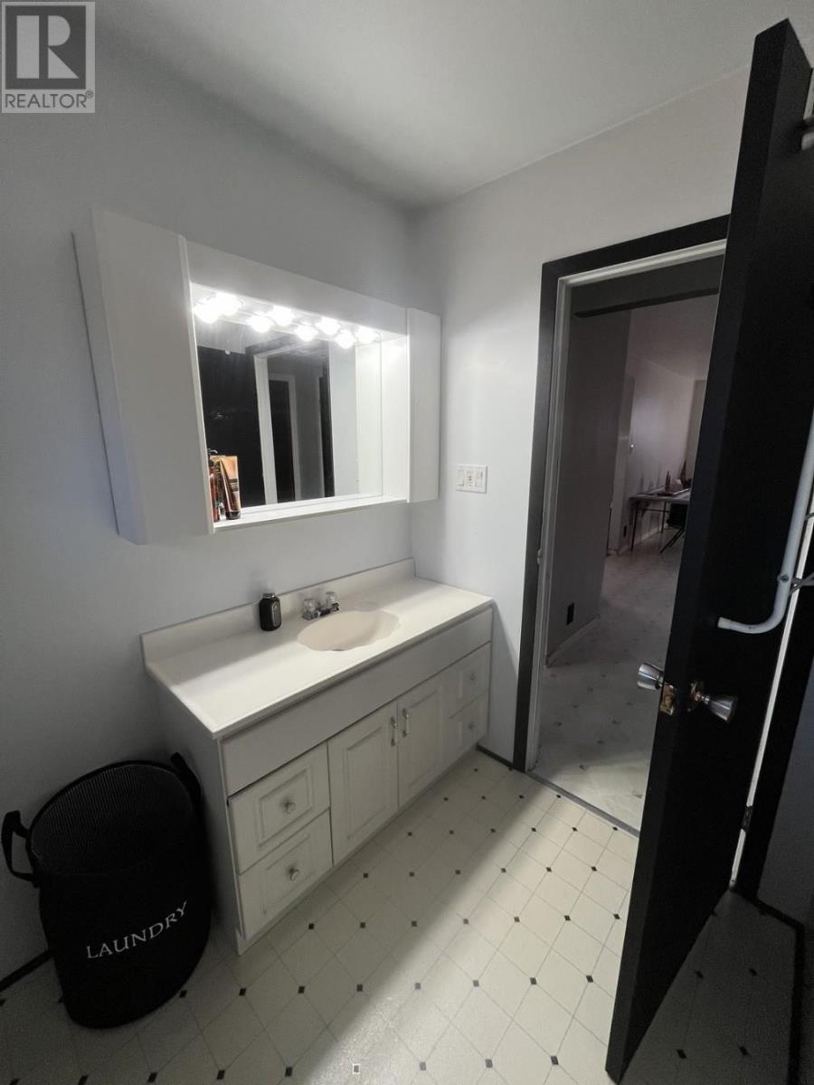 225 Bayview St, Schreiber, Ontario P0T 2S0 - Photo 12 - TB253593