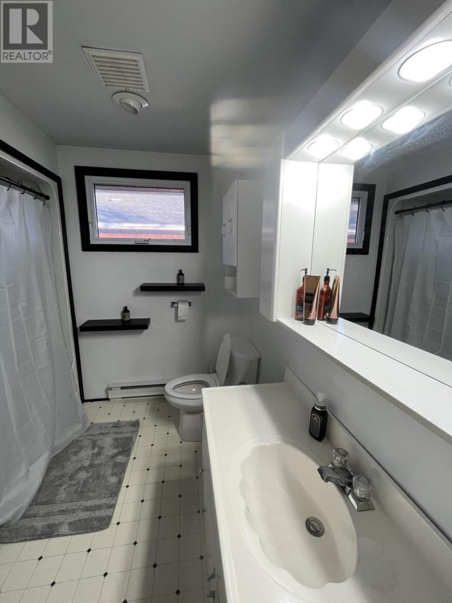 225 Bayview St, Schreiber, Ontario P0T 2S0 - Photo 13 - TB253593