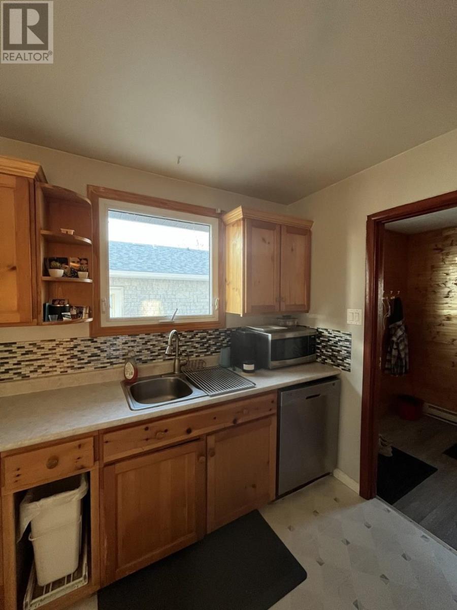 225 Bayview St, Schreiber, Ontario P0T 2S0 - Photo 6 - TB253593