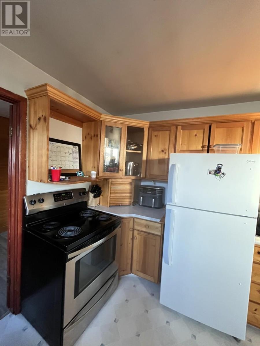 225 Bayview St, Schreiber, Ontario P0T 2S0 - Photo 7 - TB253593