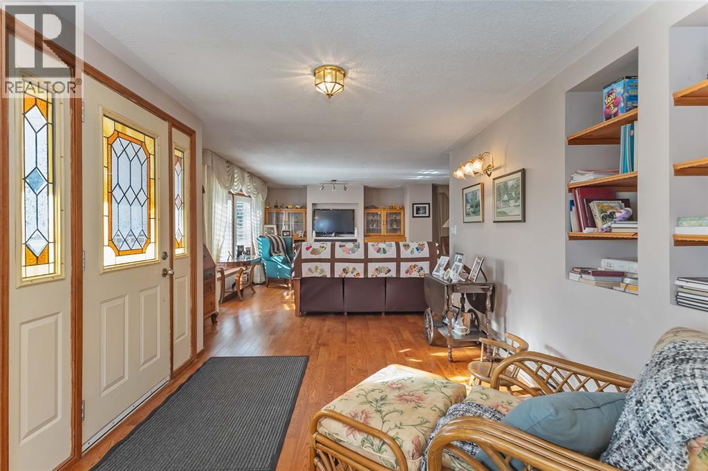 7884 Birnam Line, Warwick-Watford, Ontario N0M 1B0 - Photo 6 - 25028726