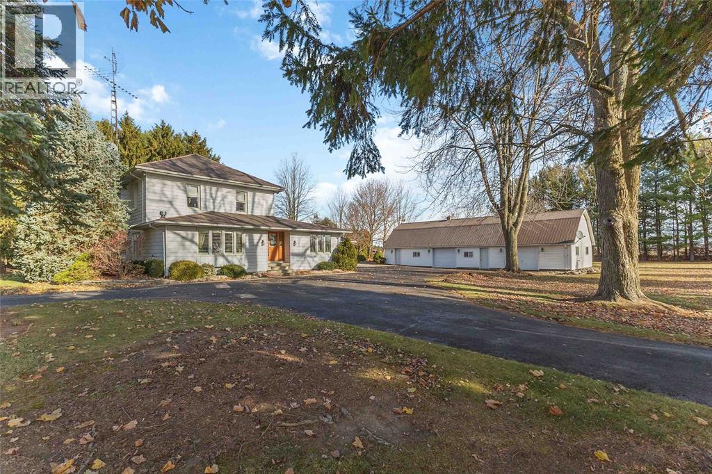 7884 Birnam Line, Warwick-Watford, Ontario N0M 1B0 - Photo 4 - 25028726