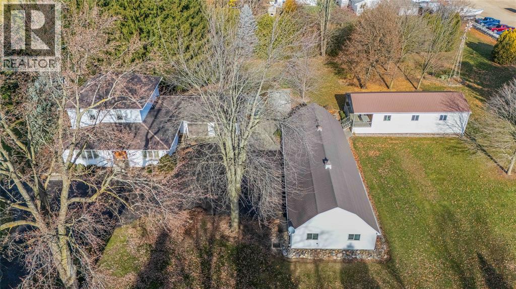 7884 Birnam Line, Warwick-Watford, Ontario N0M 1B0 - Photo 2 - 25028726