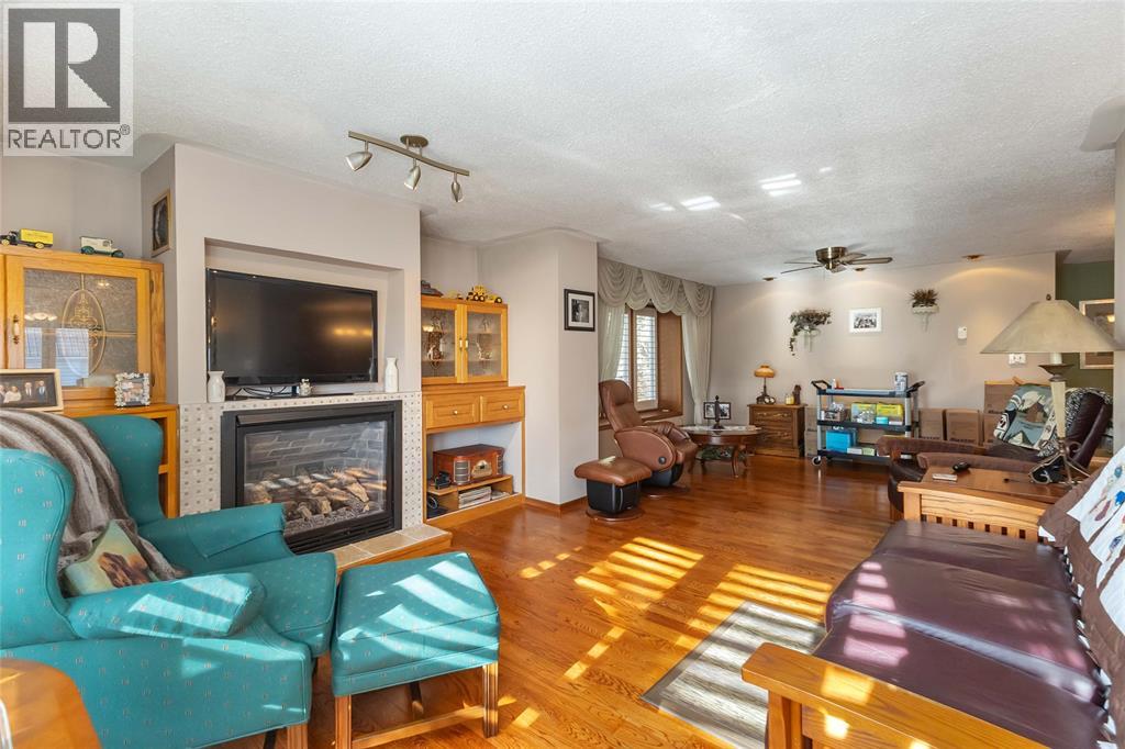 7884 Birnam Line, Warwick-Watford, Ontario N0M 1B0 - Photo 12 - 25028726