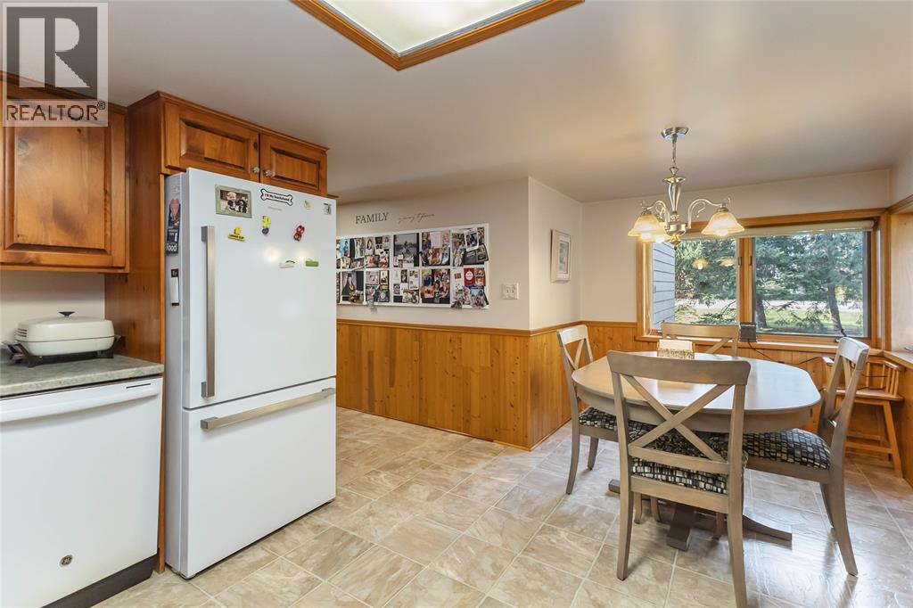 7884 Birnam Line, Warwick-Watford, Ontario N0M 1B0 - Photo 26 - 25028726