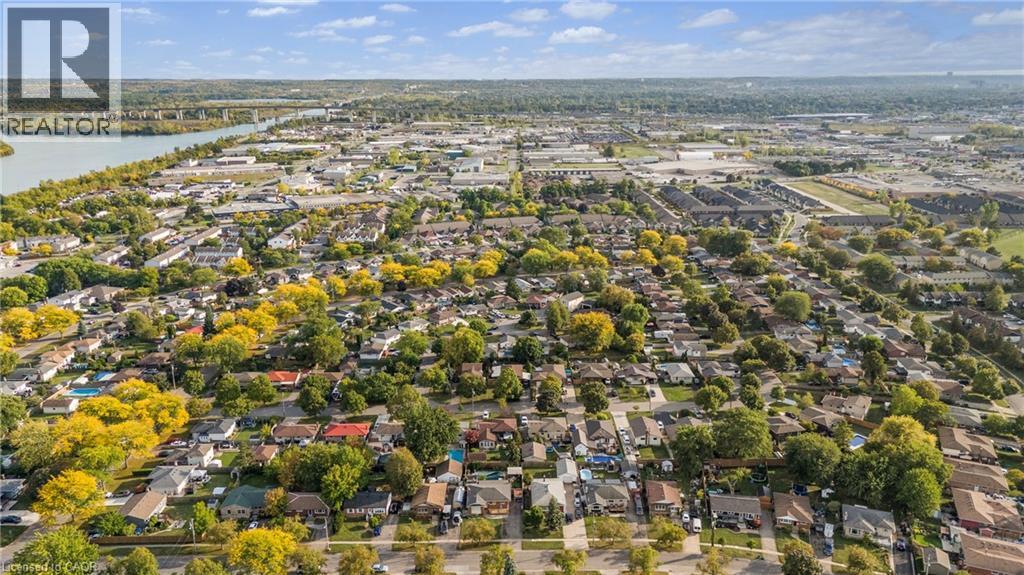 16 Roxborough Court, St. Catharines, Ontario  L2M 6E3 - Photo 11 - 40772856