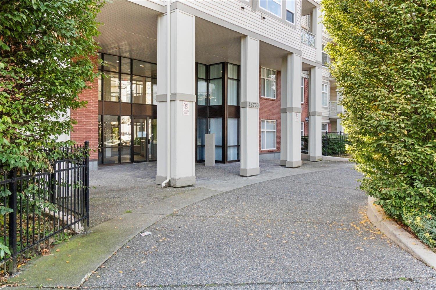 205 45700 Wellington Avenue, Chilliwack Proper West, Chilliwack, British Columbia  V2P 2E4 - Photo 2 - R3047108