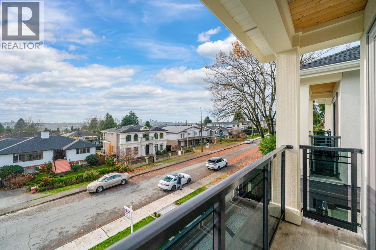 2 6691 Winch Street, Burnaby, British Columbia  V5B 2L5 - Photo 26 - R3069950