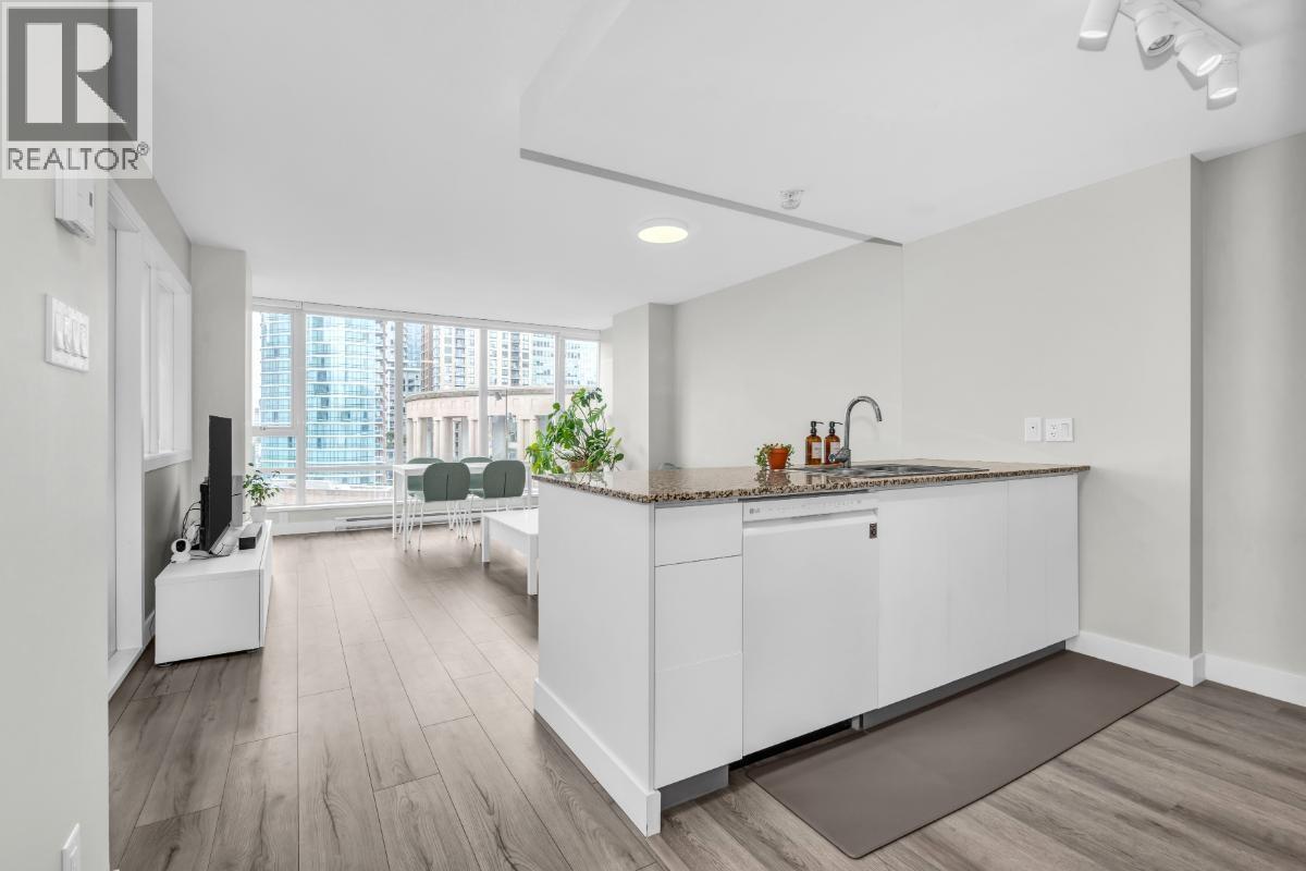 1805 788 Hamilton Street, Vancouver, British Columbia  V6B 0E9 - Photo 4 - R3071455