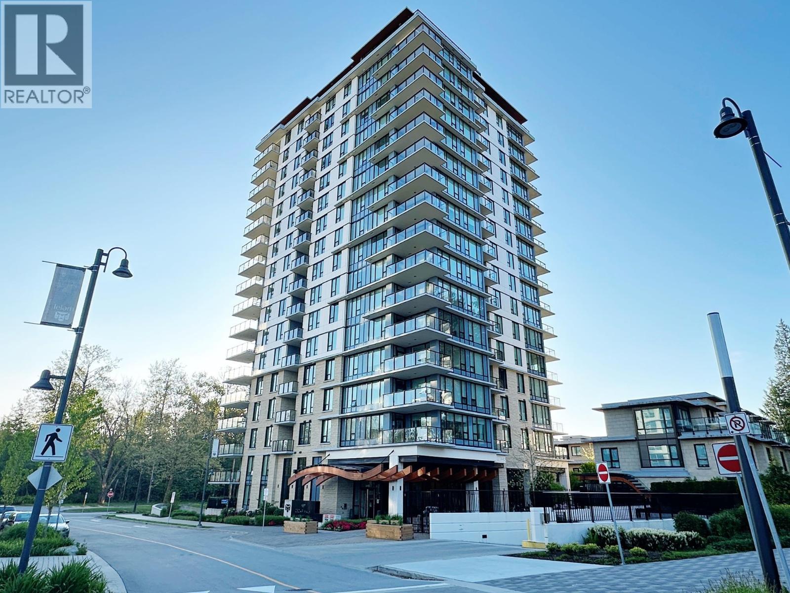 908 5410 SHORTCUT ROAD, Vancouver, British Columbia