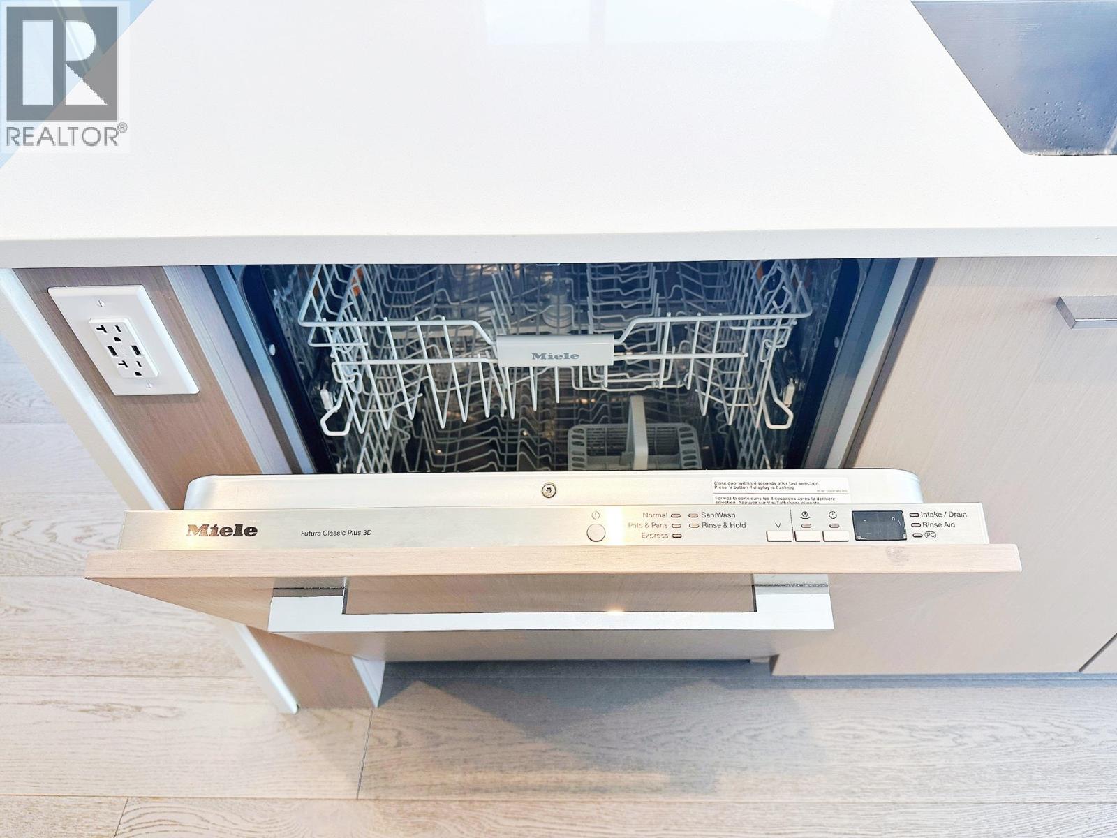 908 5410 Shortcut Road, Vancouver, British Columbia  V6T 0C8 - Photo 14 - R3071464