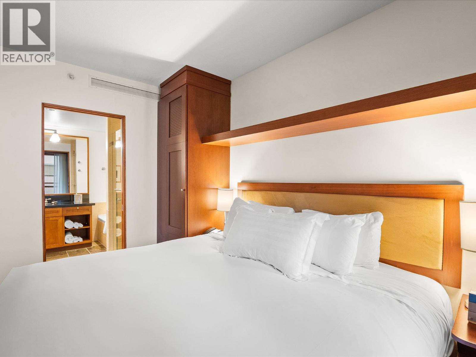 3303 4299 Blackcomb Way, Whistler, British Columbia  V8E 0X3 - Photo 11 - R3071480