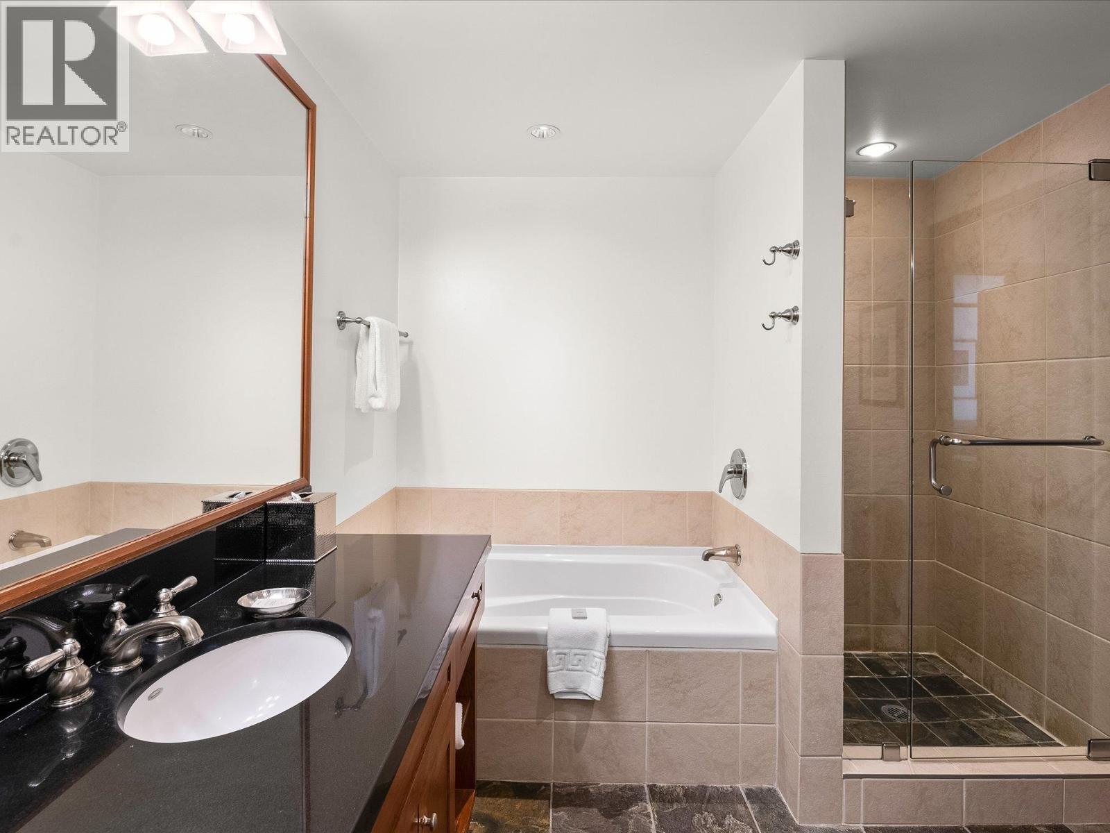 3303 4299 Blackcomb Way, Whistler, British Columbia  V8E 0X3 - Photo 13 - R3071480