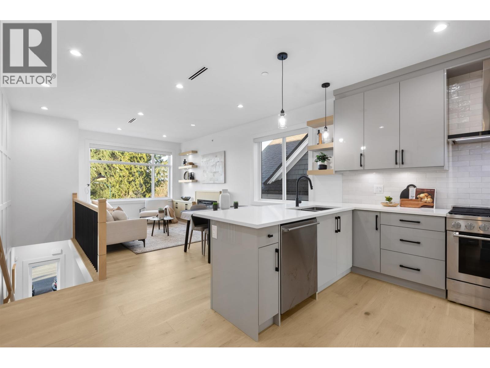 5304 Fraser Street, Vancouver, British Columbia  V5W 2Y9 - Photo 6 - R3071472