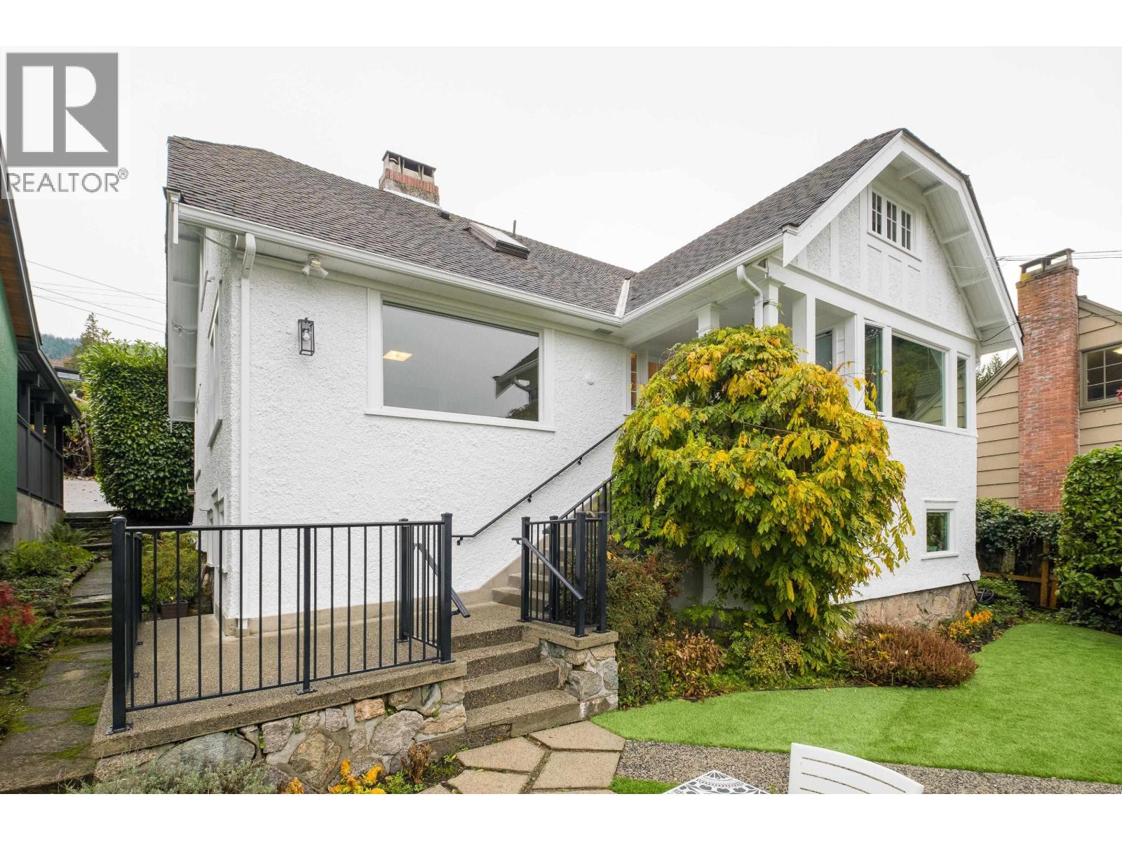 3260 Travers Avenue, West Vancouver, British Columbia  V7V 1G5 - Photo 31 - R3071485