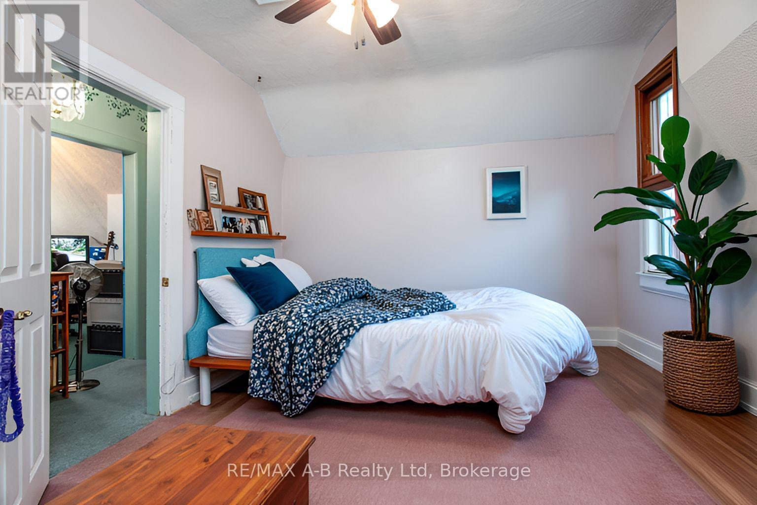 48 Franklin Drive, Stratford, Ontario  N5A 5P2 - Photo 14 - X12442881