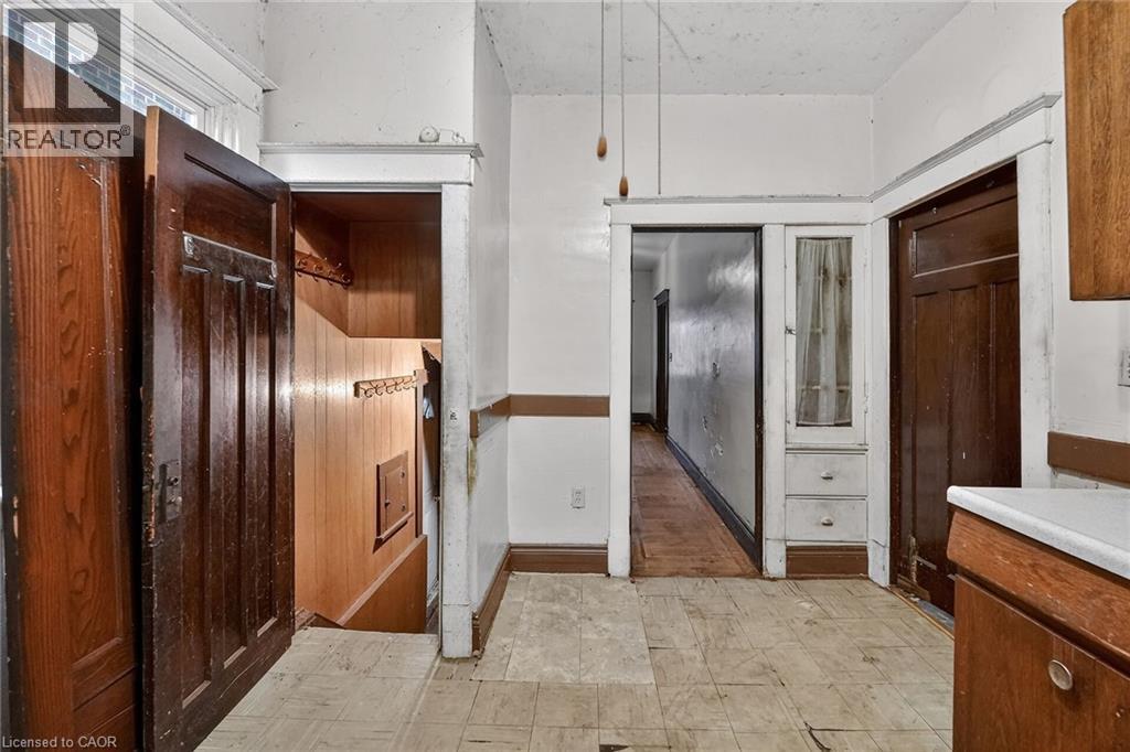 89 Fairholt Road S, Hamilton, Ontario L8M 2T6 - Photo 15 - 40791571