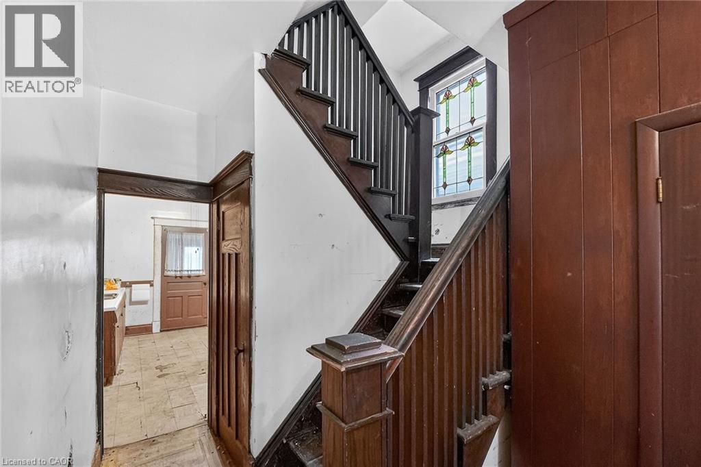 89 Fairholt Road S, Hamilton, Ontario L8M 2T6 - Photo 16 - 40791571