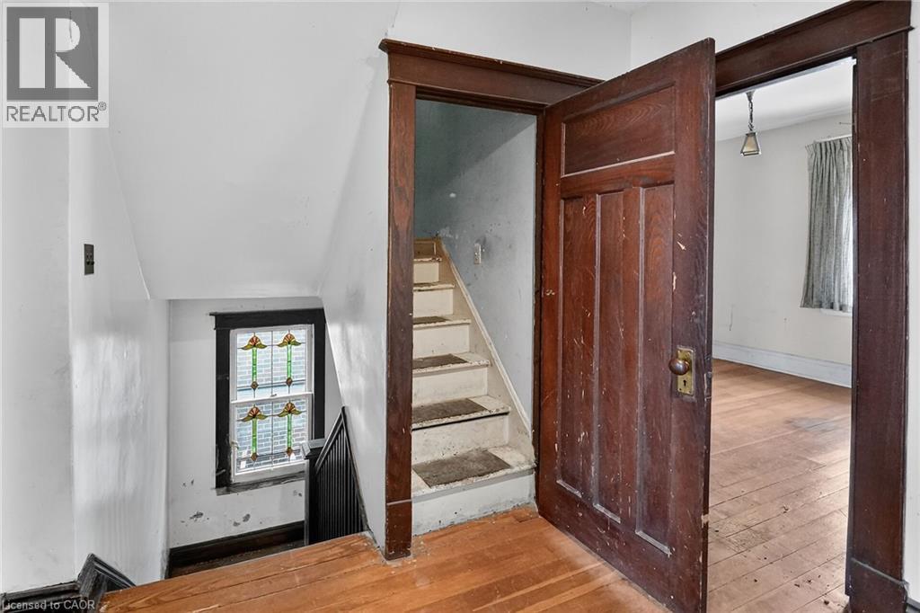 89 Fairholt Road S, Hamilton, Ontario L8M 2T6 - Photo 29 - 40791571