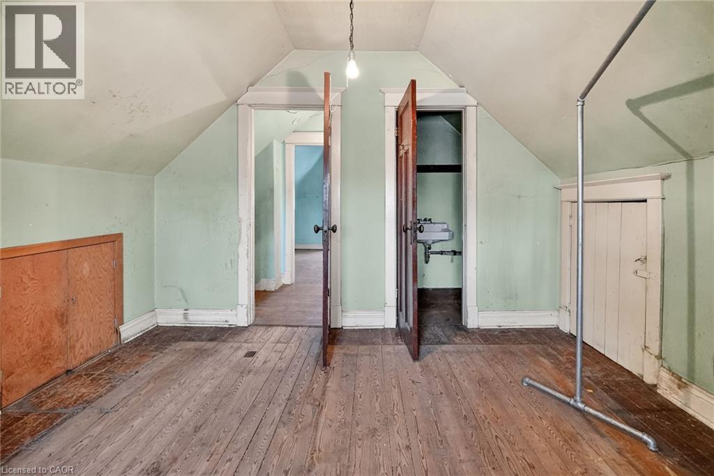 89 Fairholt Road S, Hamilton, Ontario L8M 2T6 - Photo 33 - 40791571