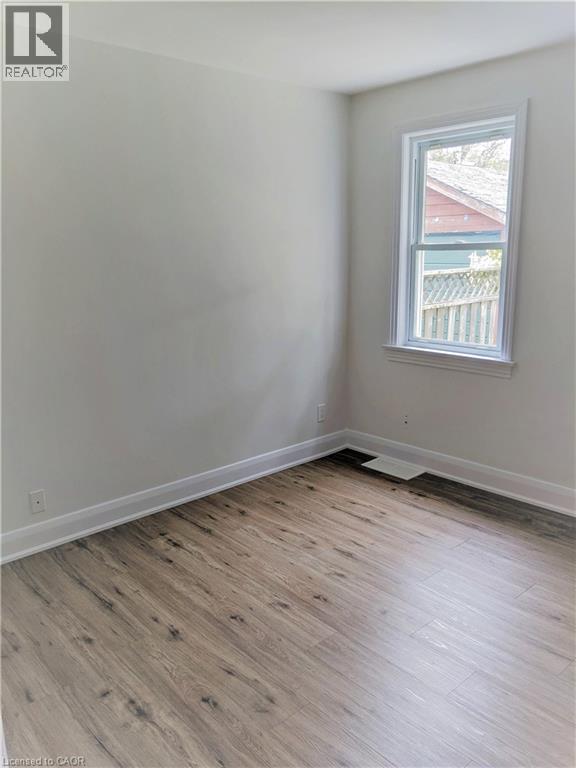 23 Fairview Avenue Unit# 1, Kitchener, Ontario  N2H 3E7 - Photo 10 - 40790604