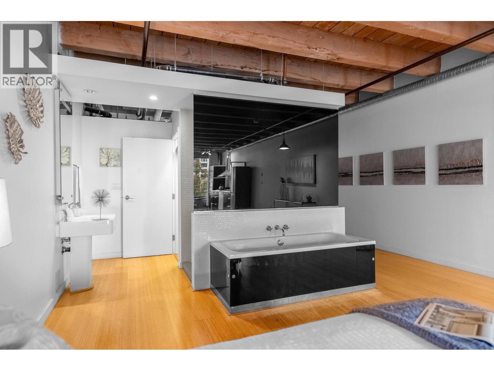 315 55 E Cordova Street, Vancouver, British Columbia  V6A 0A5 - Photo 15 - R3071478