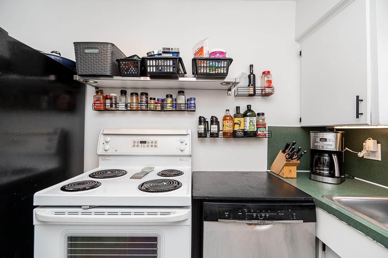 3742 204 Street, Langley, British Columbia  V3A 1X4 - Photo 11 - R3071466