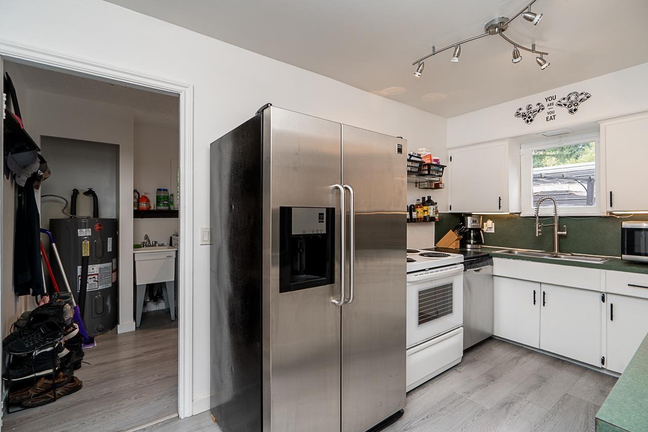 3742 204 Street, Langley, British Columbia  V3A 1X4 - Photo 8 - R3071466