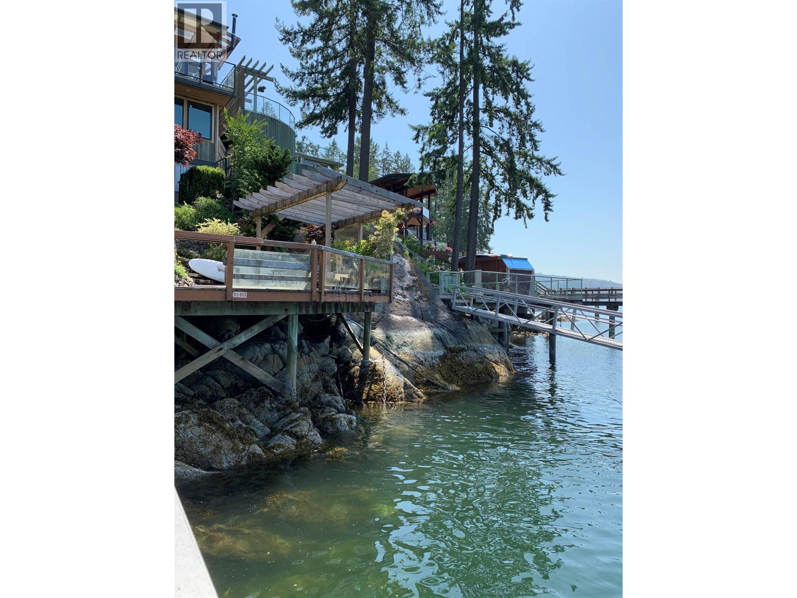 203 Turtlehead Road, Belcarra, British Columbia  V3H 4P3 - Photo 4 - R3070720